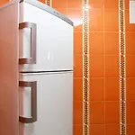 Chill And Relax Spacious 3Br Up To 8 Guests!! Old Town ブカレスト