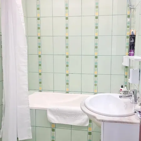 Chill & Relax - Cozy & Roomy -3Bdr Near Old Town * Boekarest