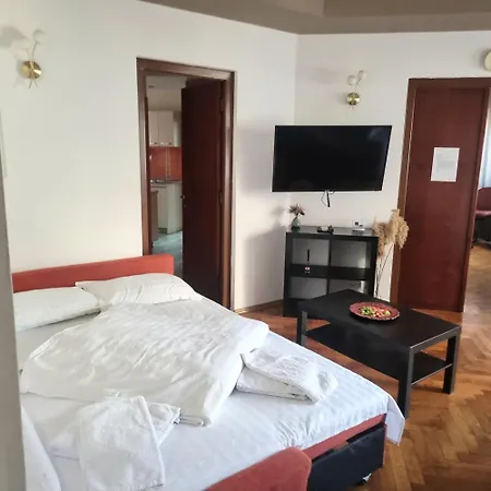 Chill & Relax - Cozy & Roomy -3Bdr Near Old Town Appartement *