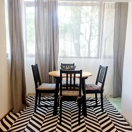 Chill & Relax - Cozy & Roomy -3Bdr Near Old Town Appartement *