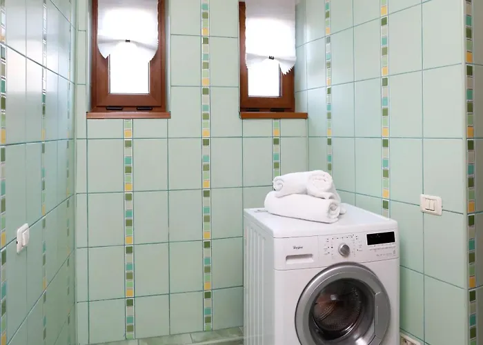 Near Old Town - Chill & Relax Up To 8 Guests