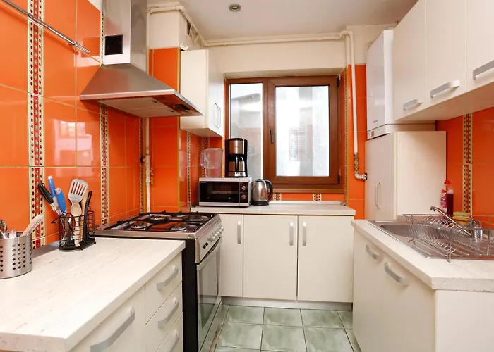 Near Old Town - Chill & Relax Up To 8 Guests
