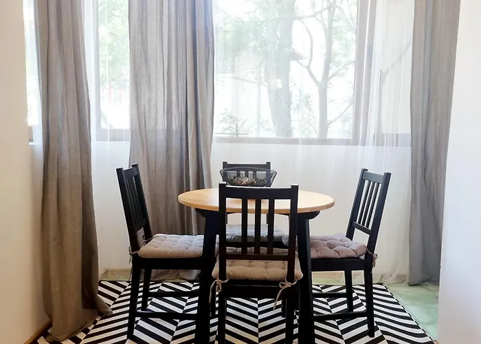 Near Old Town - Chill & Relax Up To 8 Guests Apartament *