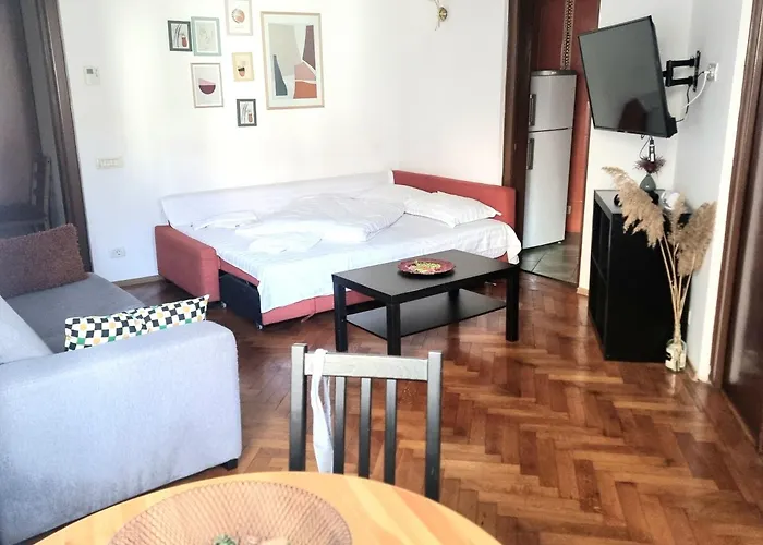 Apartman Chill & Relax - Near Old Town - 3Bdr Cozy & Roomy