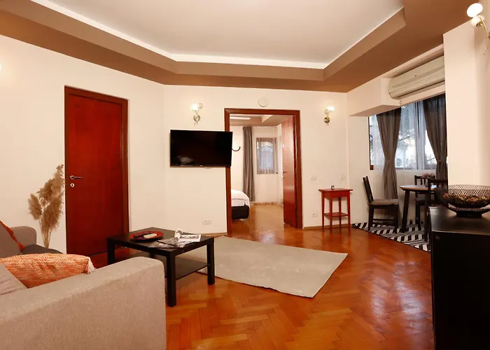 Appartamento Near Old Town - Chill & Relax Up To 8 Guests Bucarest
